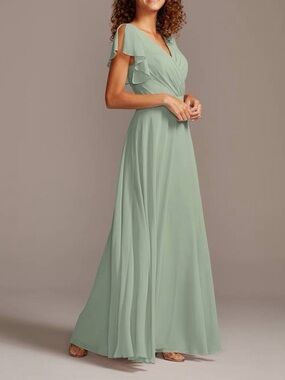 NWT David's Bridal flutter sleeve bridesmaid dress in dusty sage
